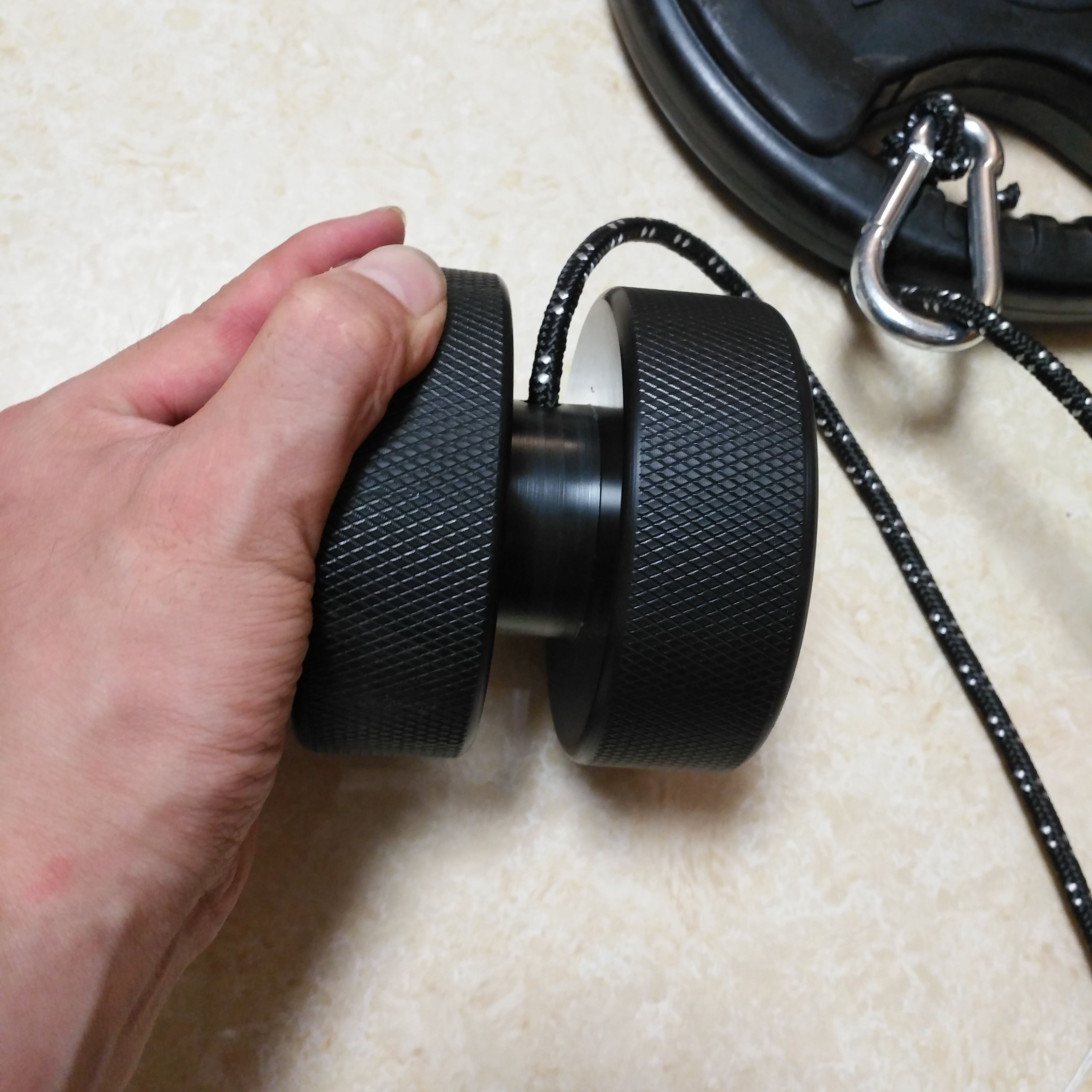 Wrist & Finger Rotation Grip Strength Trainer – Forearm Roller Exercise Tool