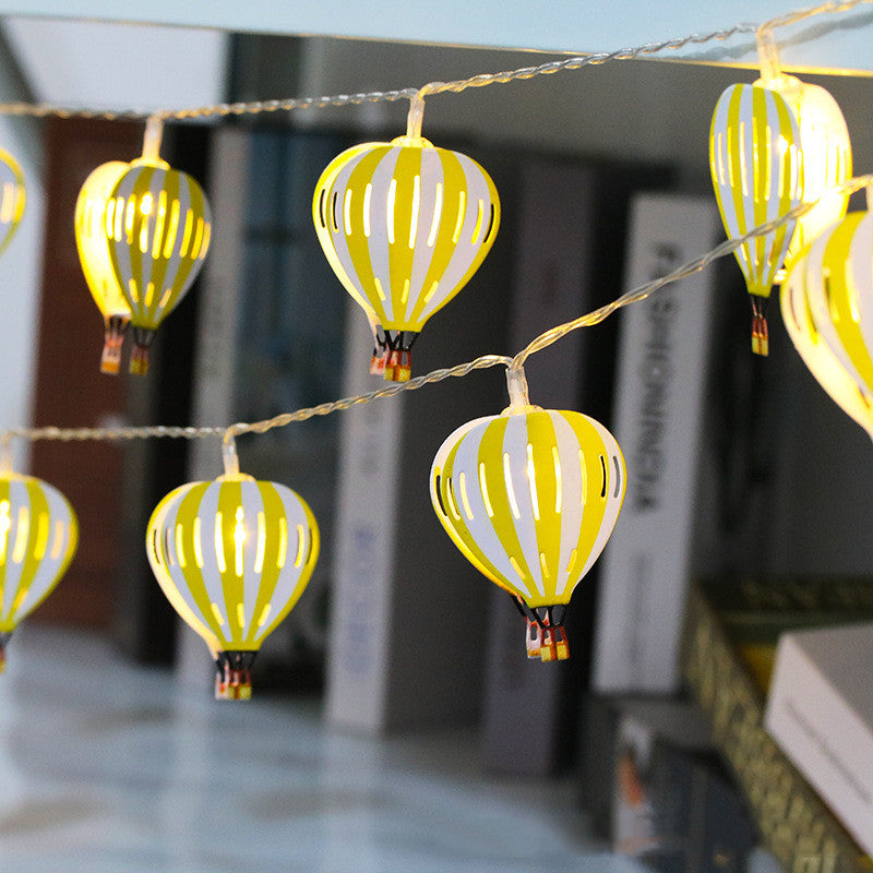 Iron LED String Lights – Battery Operated Indoor Decorative Pendant Chain
