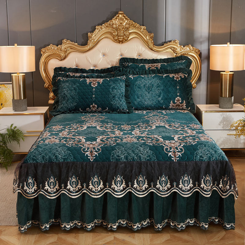 Single-Piece Short Plush Bed Cover – Soft Cozy Bedding for Bedroom