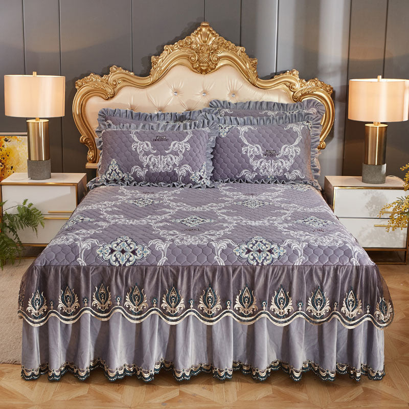 Single-Piece Short Plush Bed Cover – Soft Cozy Bedding for Bedroom