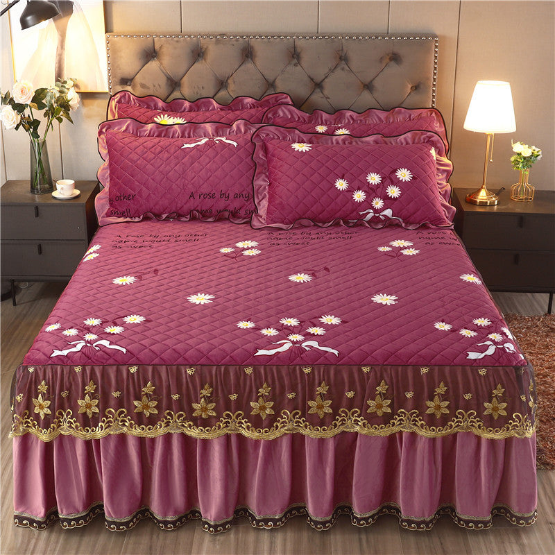 Single-Piece Short Plush Bed Cover – Soft Cozy Bedding for Bedroom