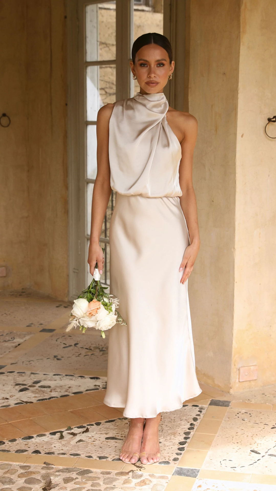 Women’s Sleeveless Halter Neck Summer Evening Dress Elegant Style