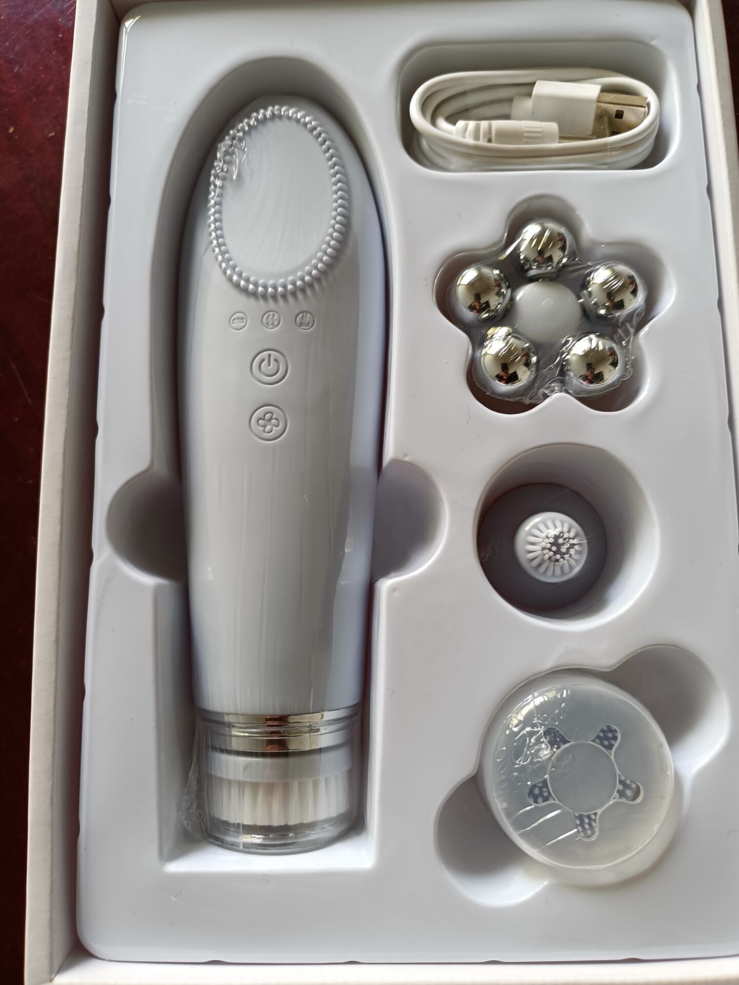 Warm Sensation Electric Facial Cleanser for Deep Pore Cleaning