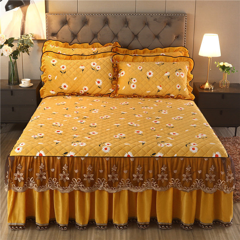 Single-Piece Short Plush Bed Cover – Soft Cozy Bedding for Bedroom